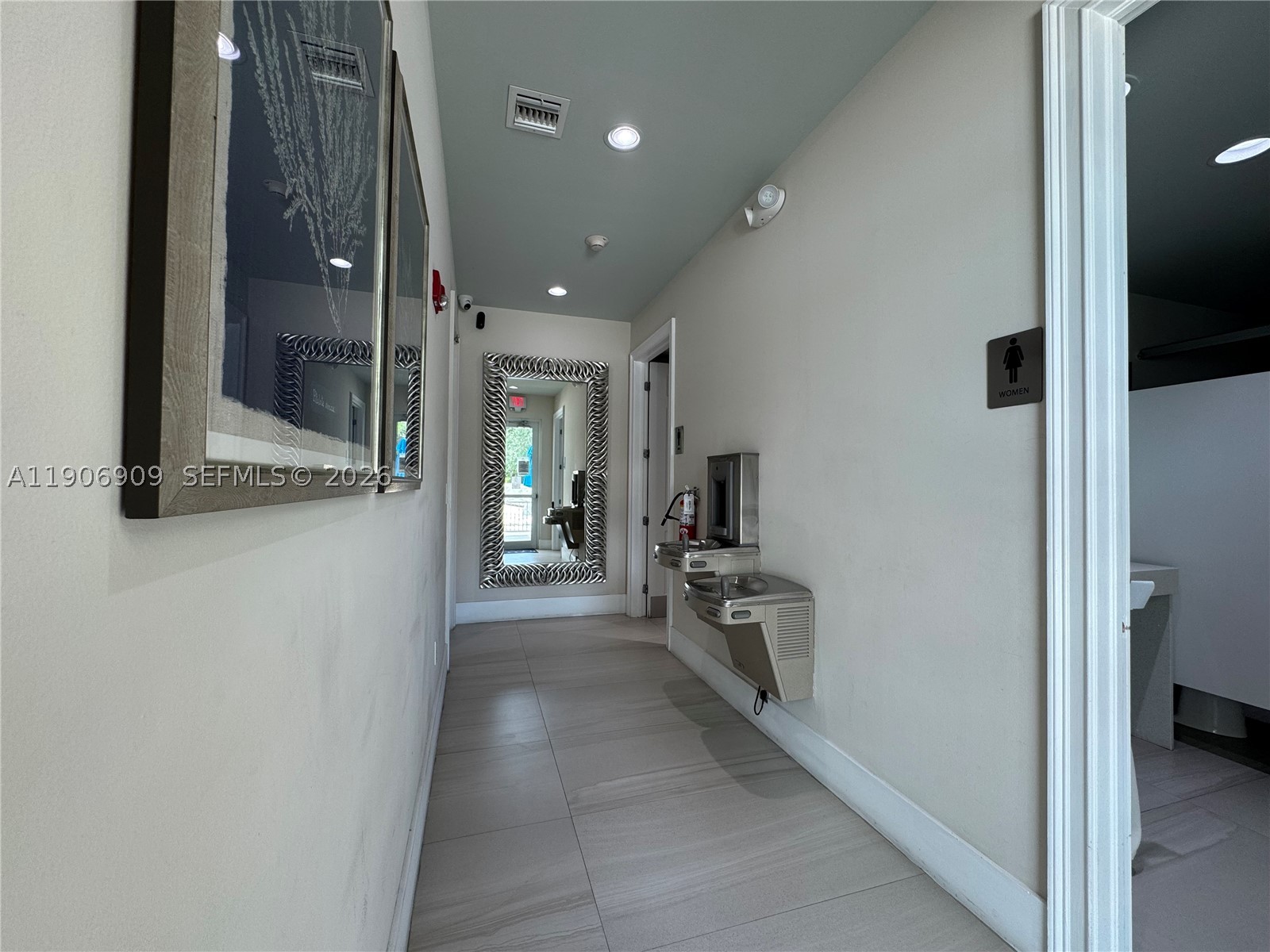 2590 Ne 3rd Dr 203 Property Photo 62