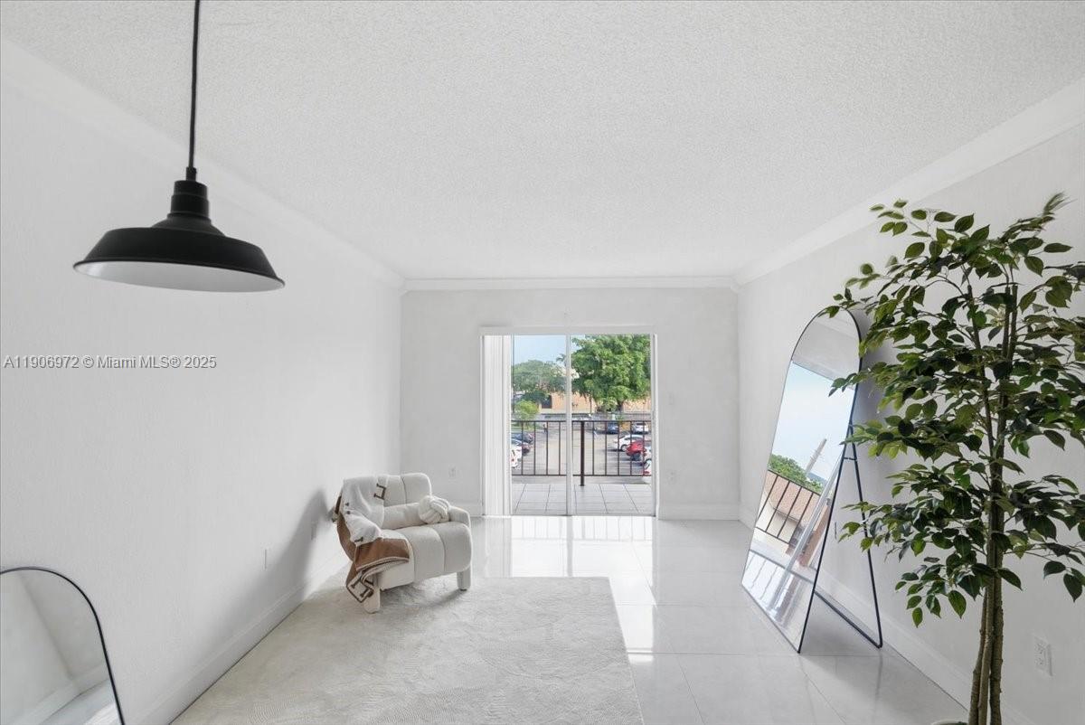 10850 W Flagler St D308 Property Photo 4