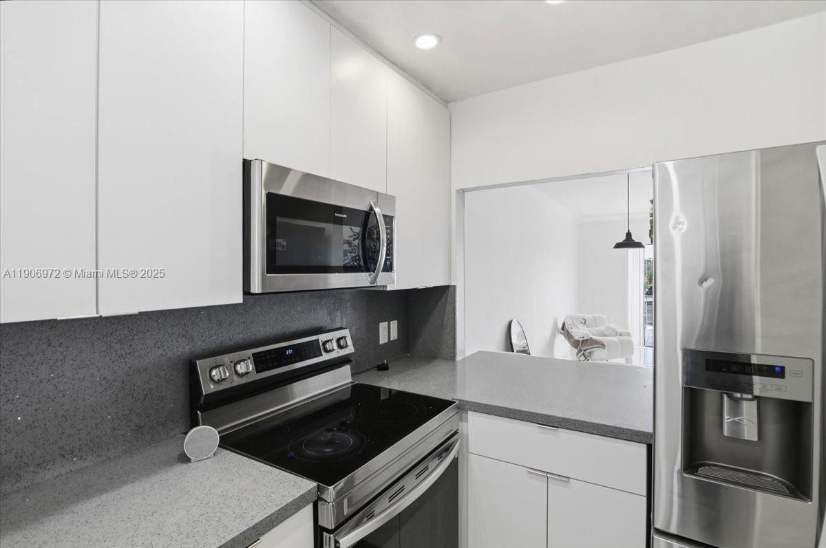 10850 W Flagler St D308 Property Photo 6