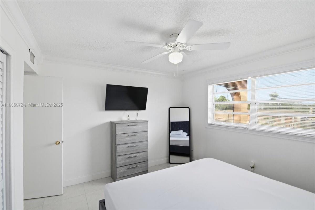 10850 W Flagler St D308 Property Photo 11