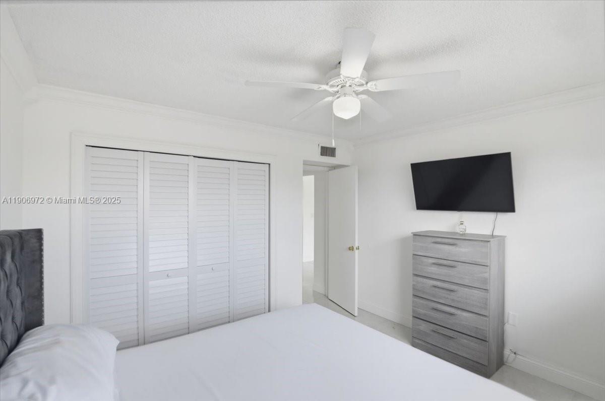 10850 W Flagler St D308 Property Photo 12