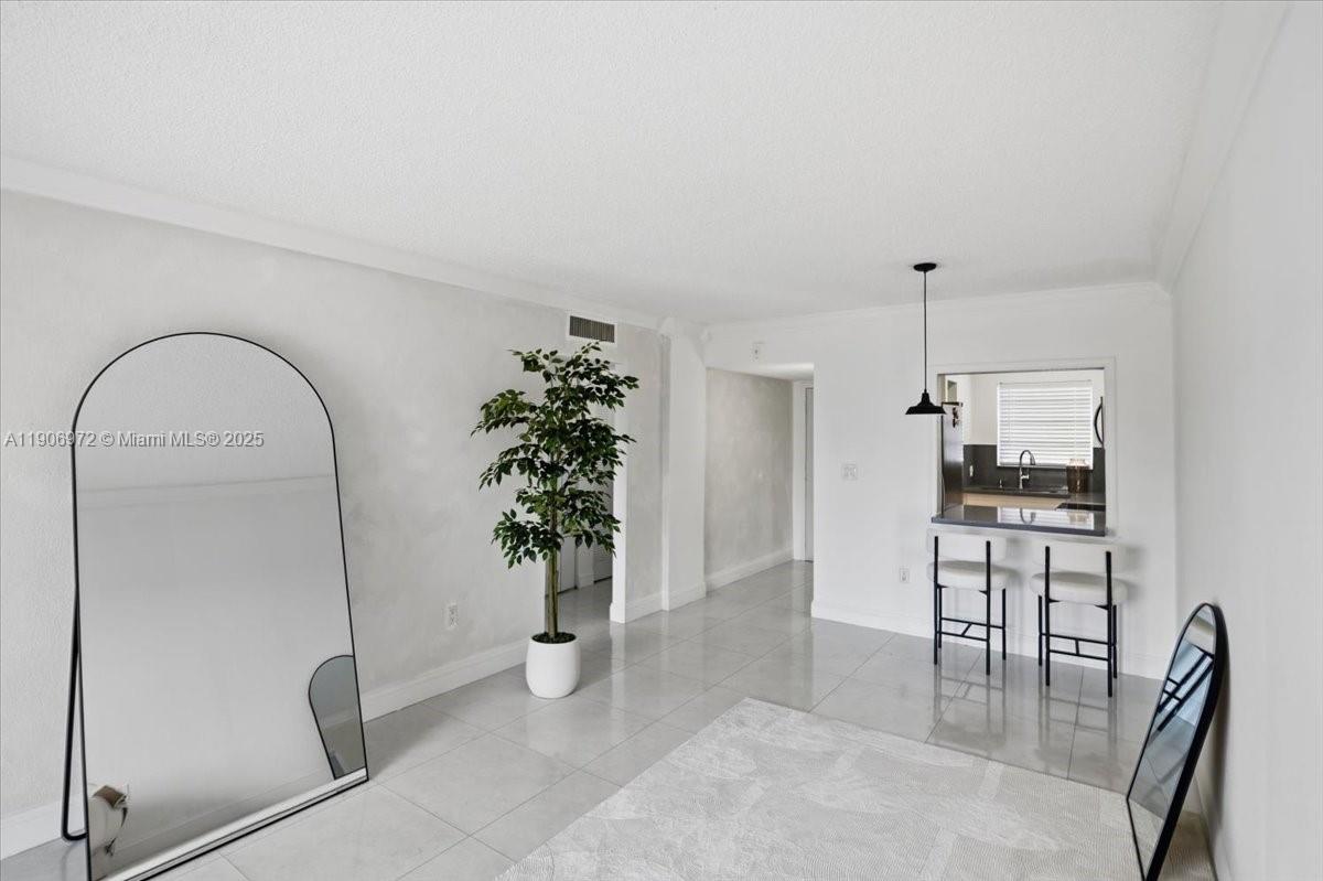 10850 W Flagler St D308 Property Photo 15