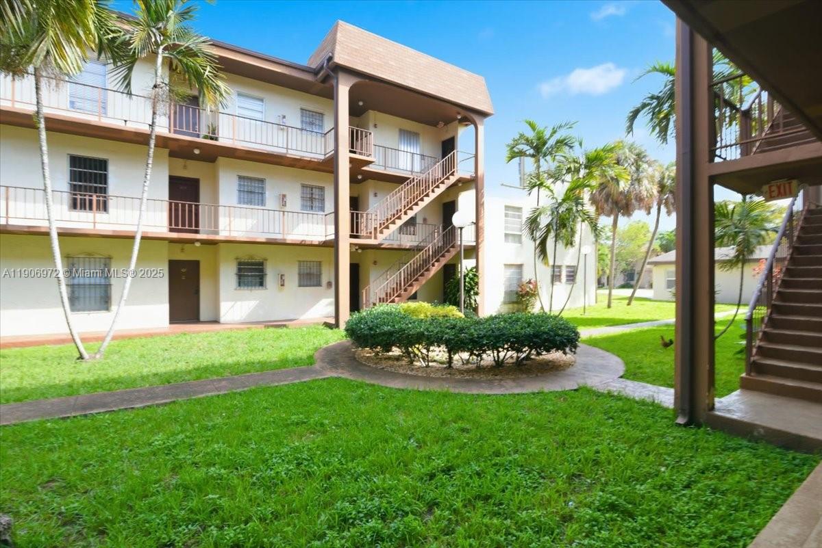 10850 W Flagler St D308 Property Photo 21