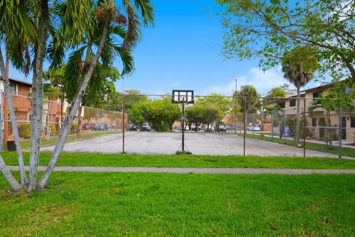 10850 W Flagler St D308 Property Photo 25