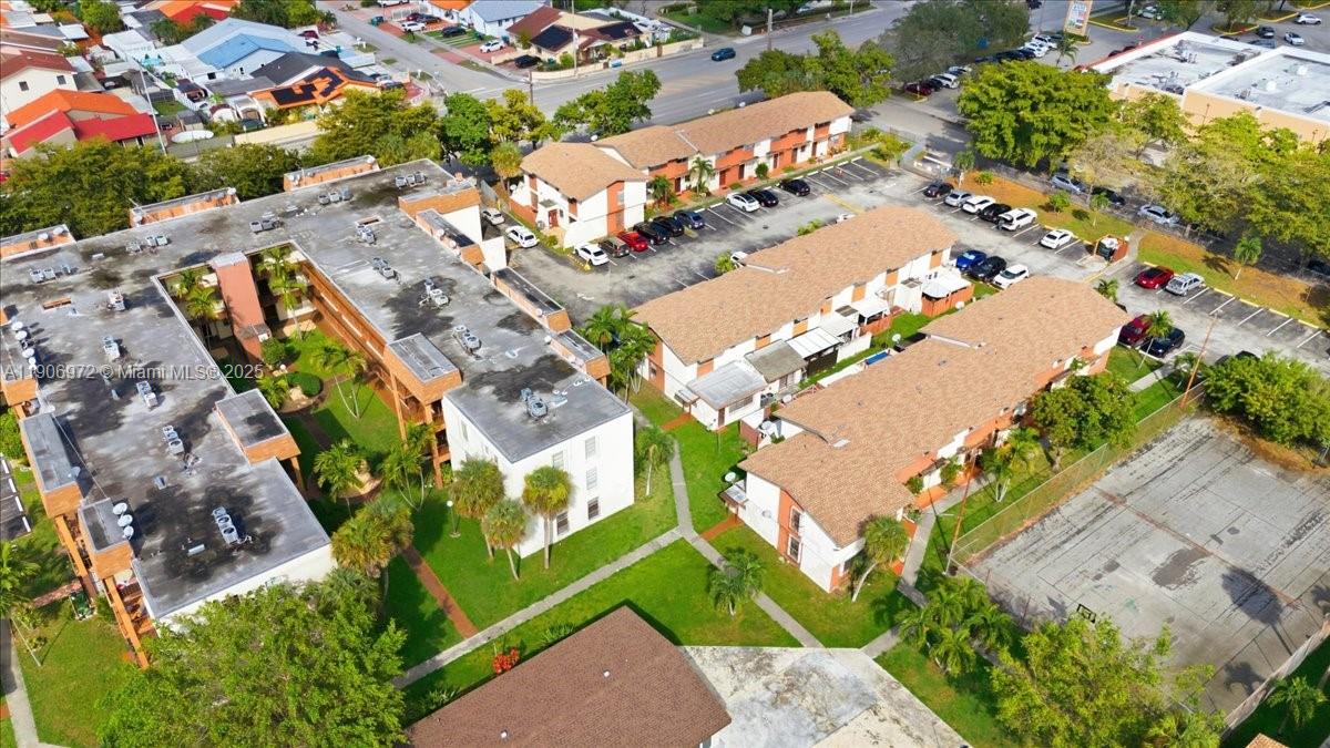 10850 W Flagler St D308 Property Photo 30