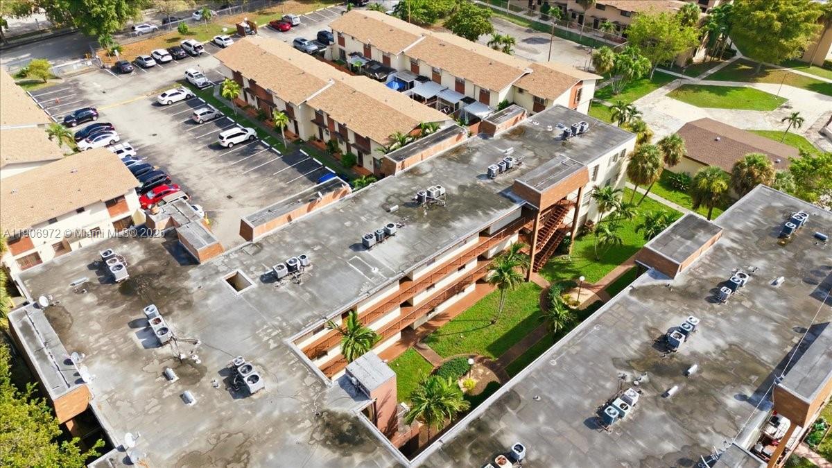 10850 W Flagler St D308 Property Photo 33