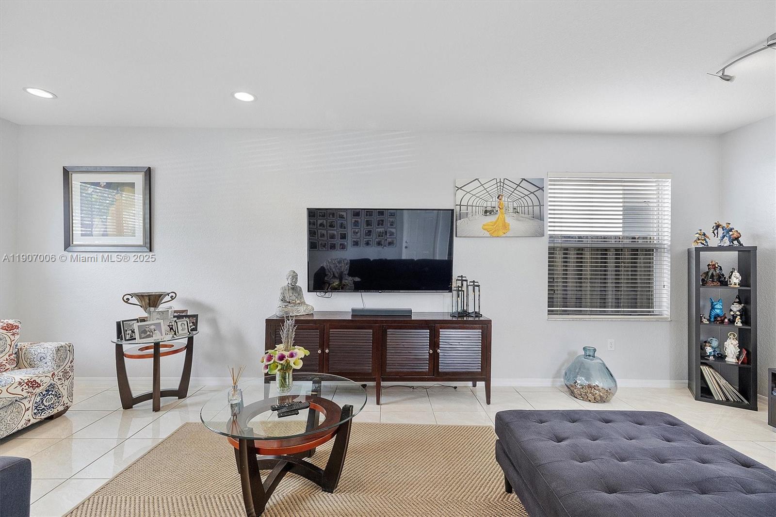 1431 Se 18th Ter Property Photo 5