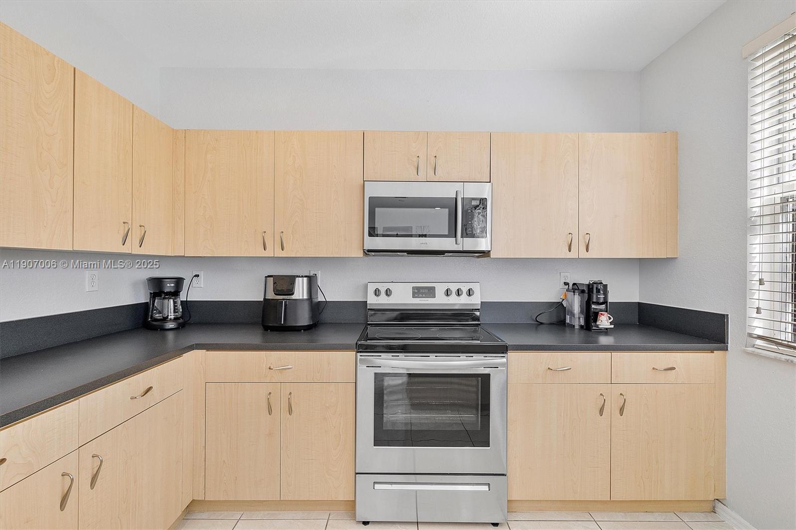 1431 Se 18th Ter Property Photo 12