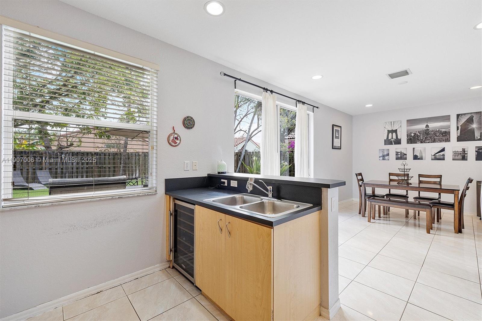 1431 Se 18th Ter Property Photo 13