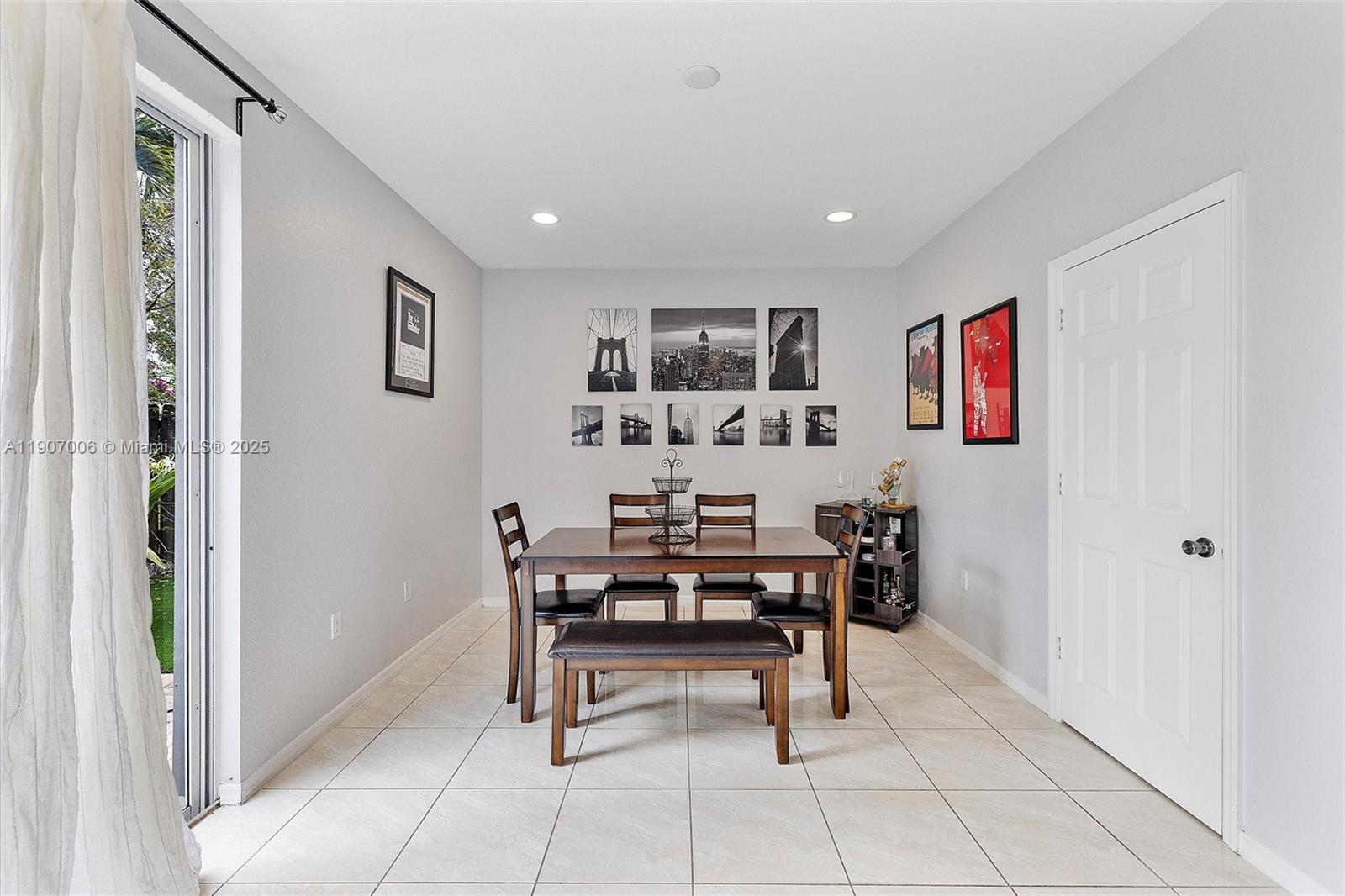 1431 Se 18th Ter Property Photo 15