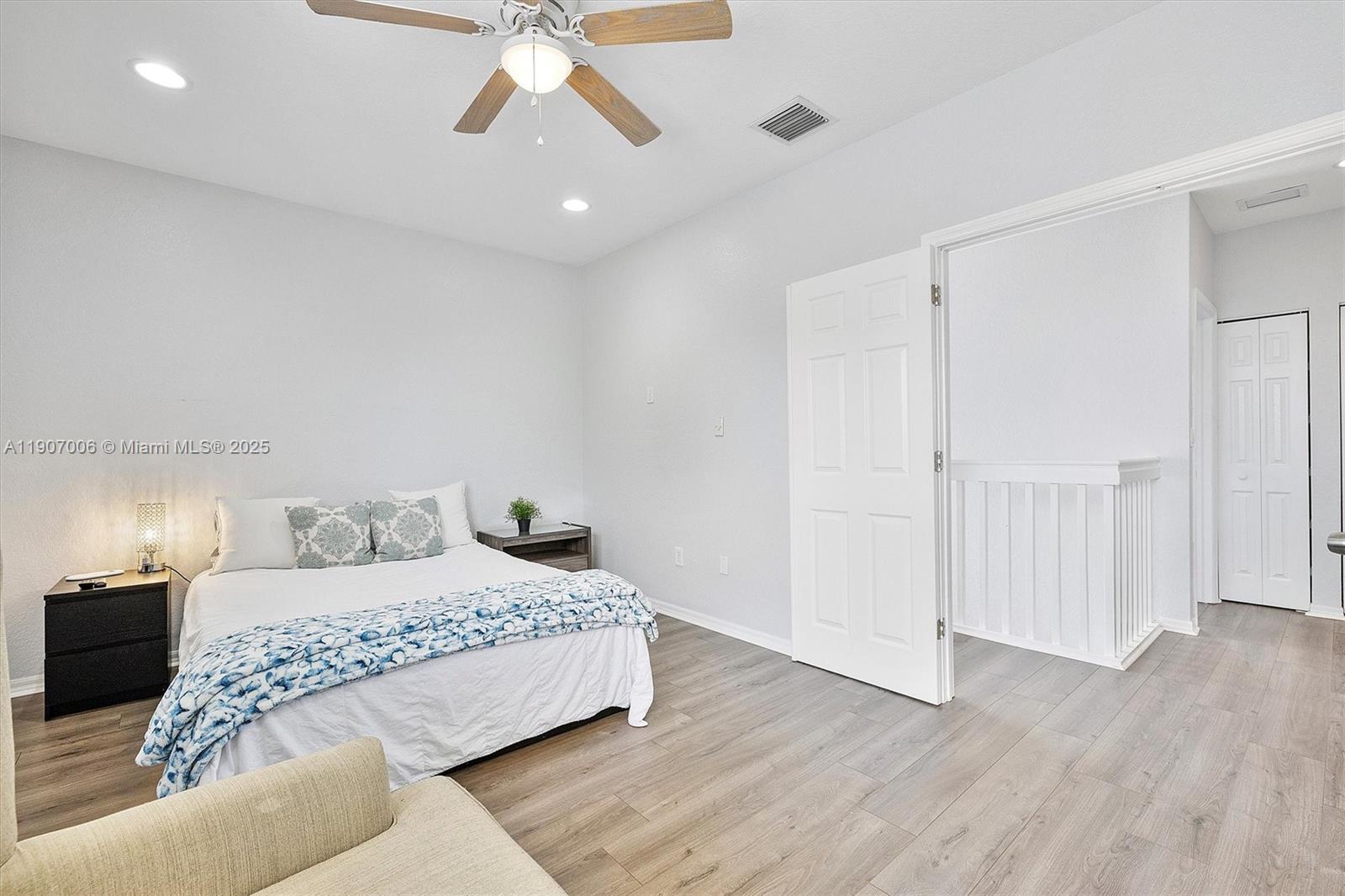 1431 Se 18th Ter Property Photo 25