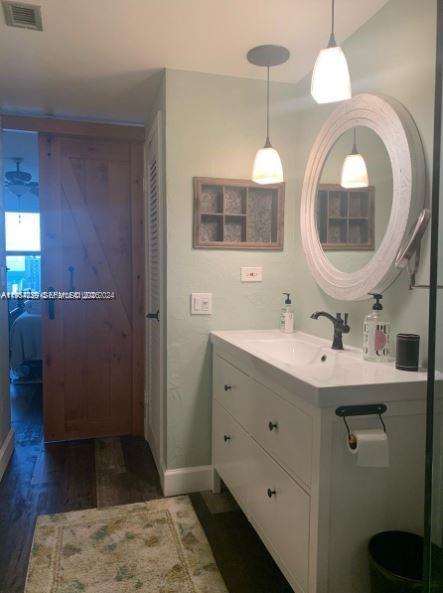 3111 N Ocean Dr 811 Property Photo 13
