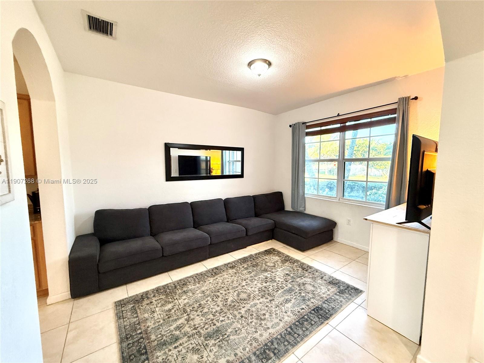 1740 Nw 21st St N/a Property Photo 8