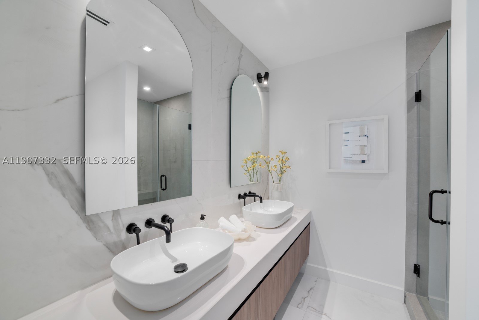 7845 Atlantic Way Property Photo 49