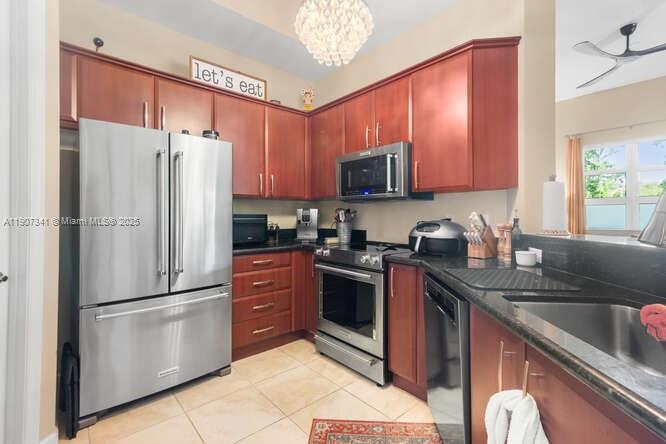 403 S Sapodilla Ave 104 Property Photo 53