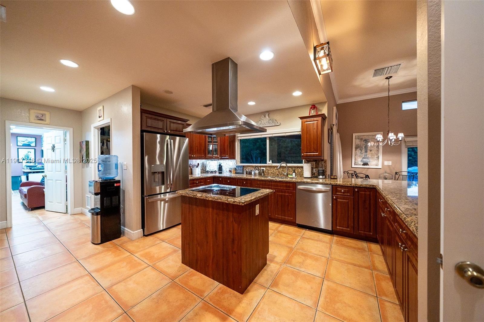 20805 Sw 242nd St Property Photo 9