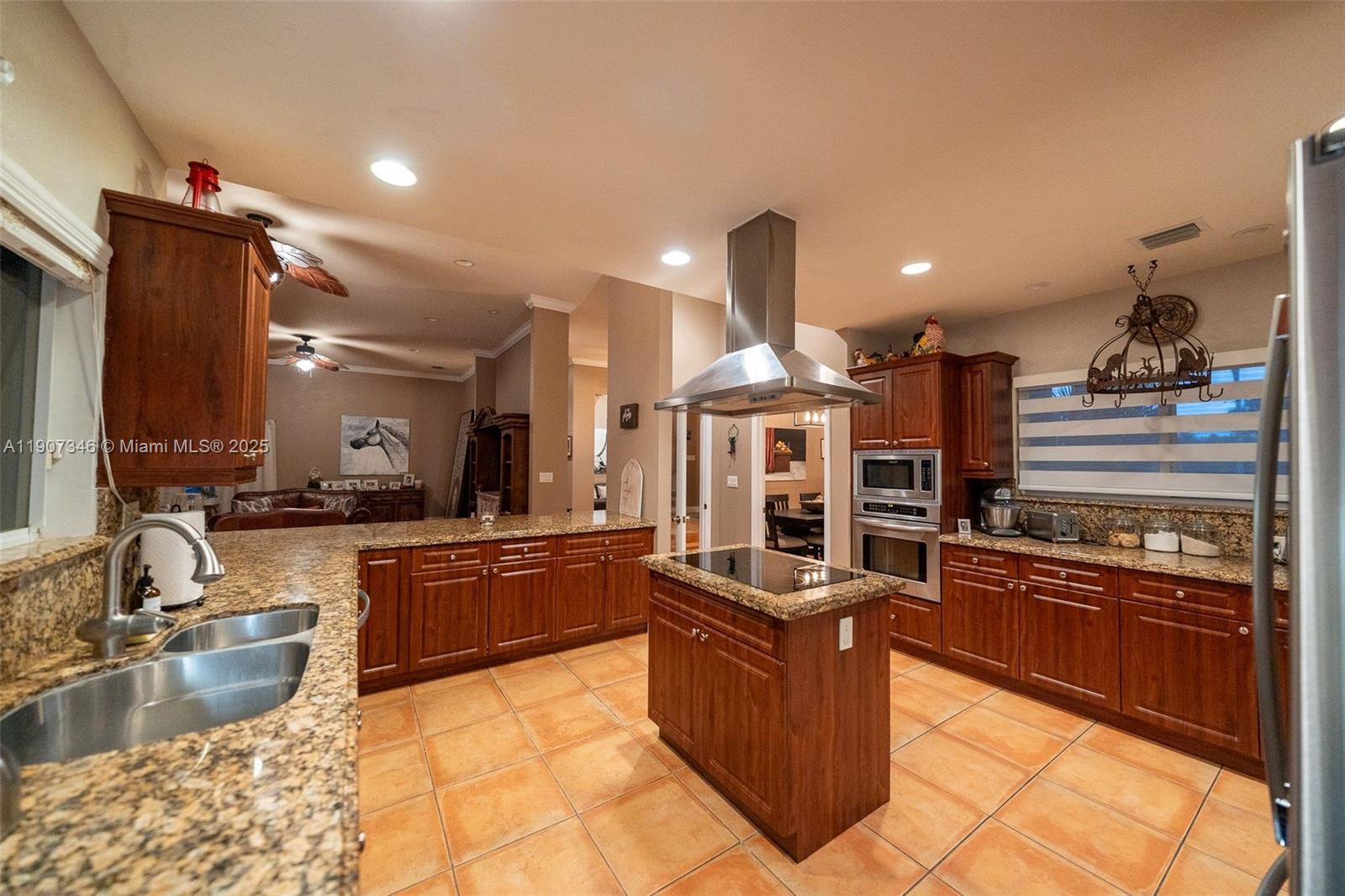 20805 Sw 242nd St Property Photo 10