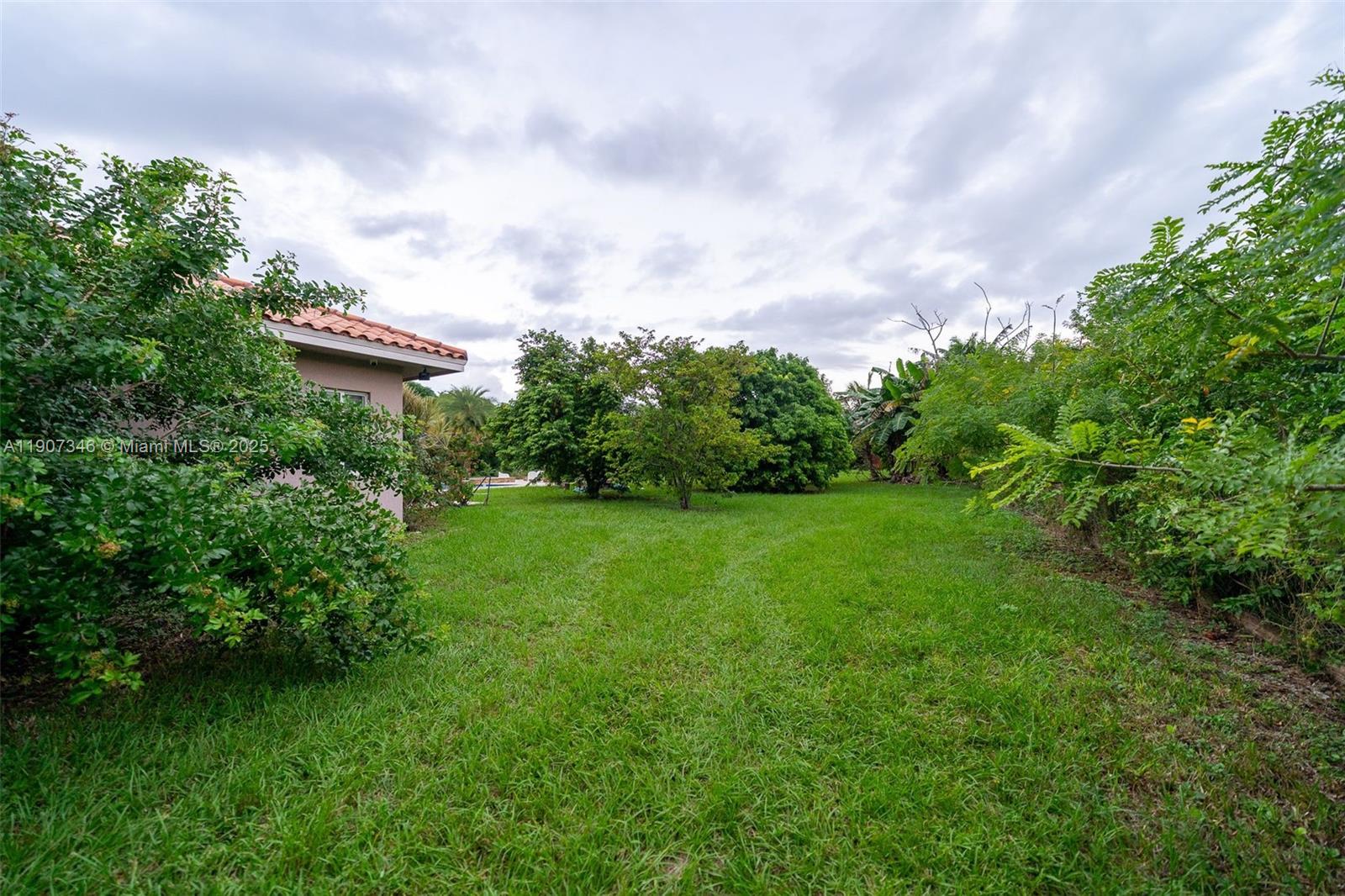 20805 Sw 242nd St Property Photo 38