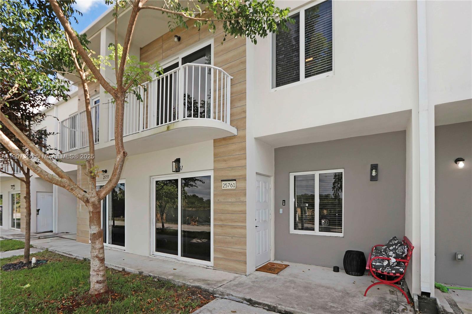 25761 Sw 144th Ave Property Photo 1