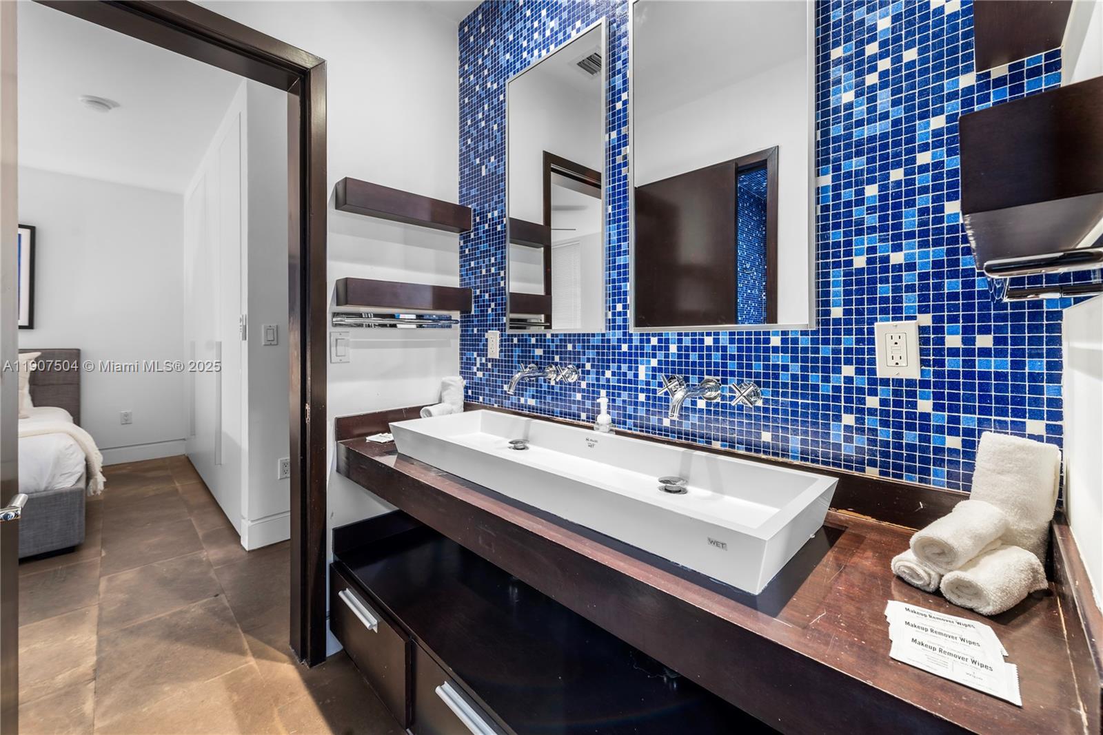 1606 S Bayshore Dr - Property Photo 54