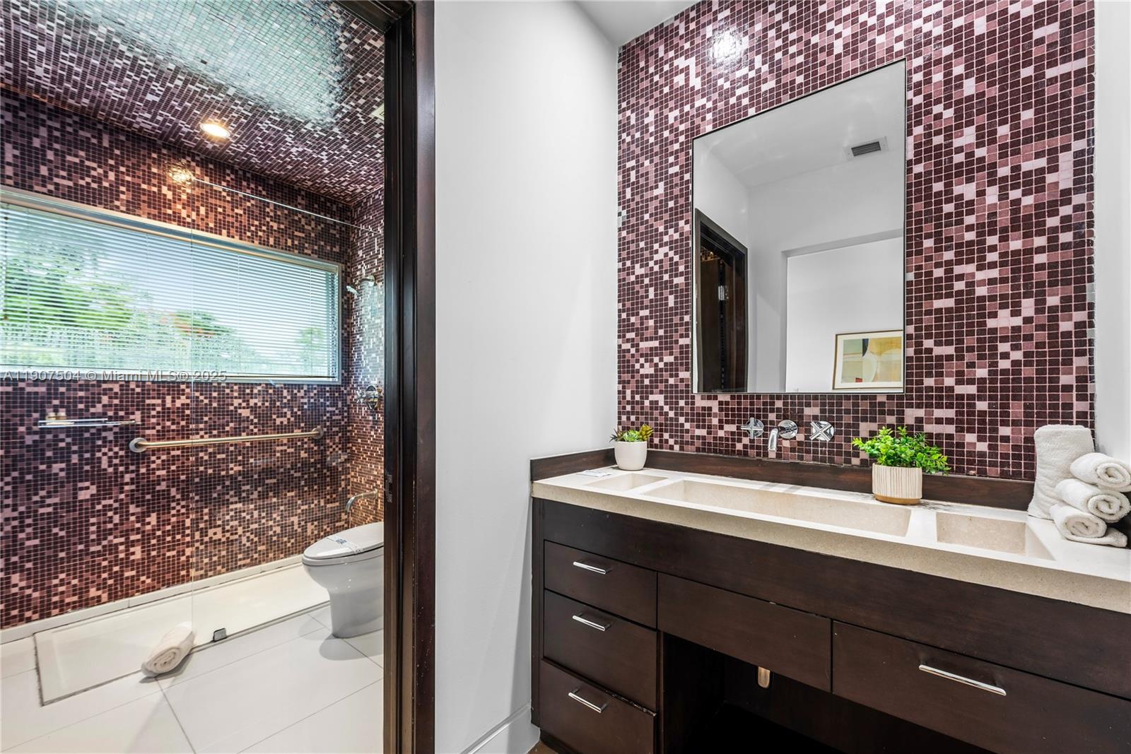 1606 S Bayshore Dr - Property Photo 60