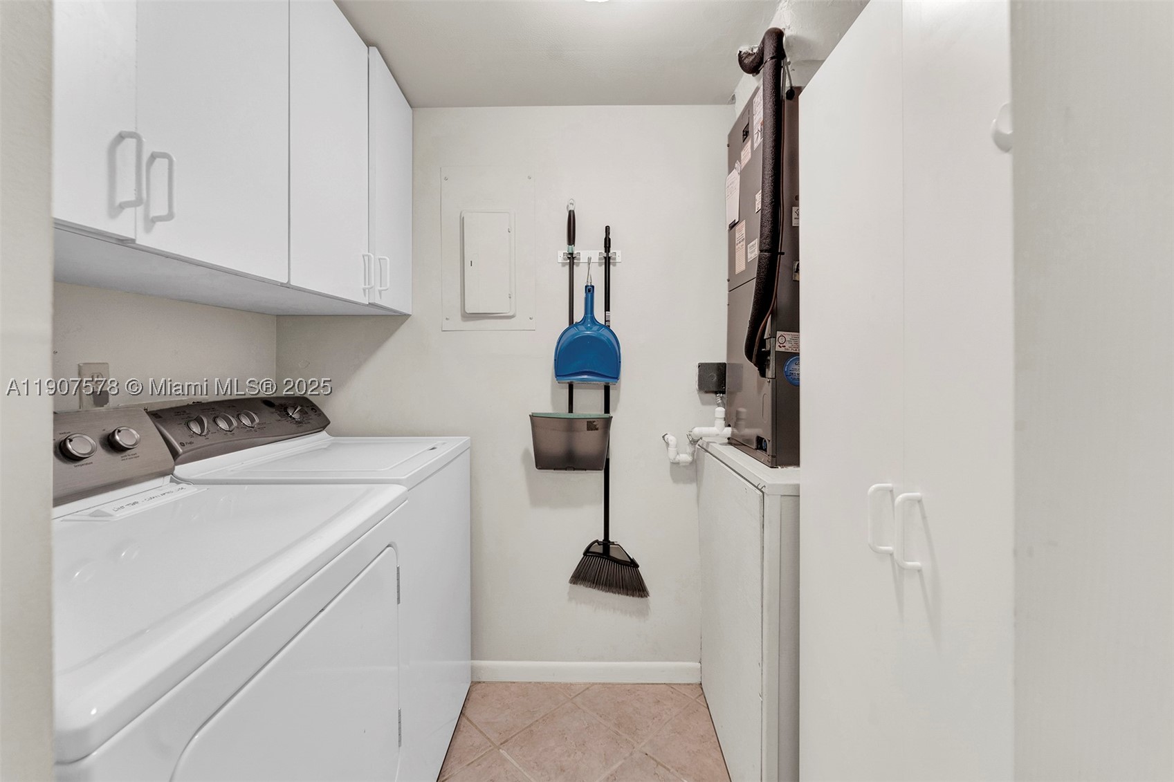 442 Pine Glen Ln D-2 Property Photo 15