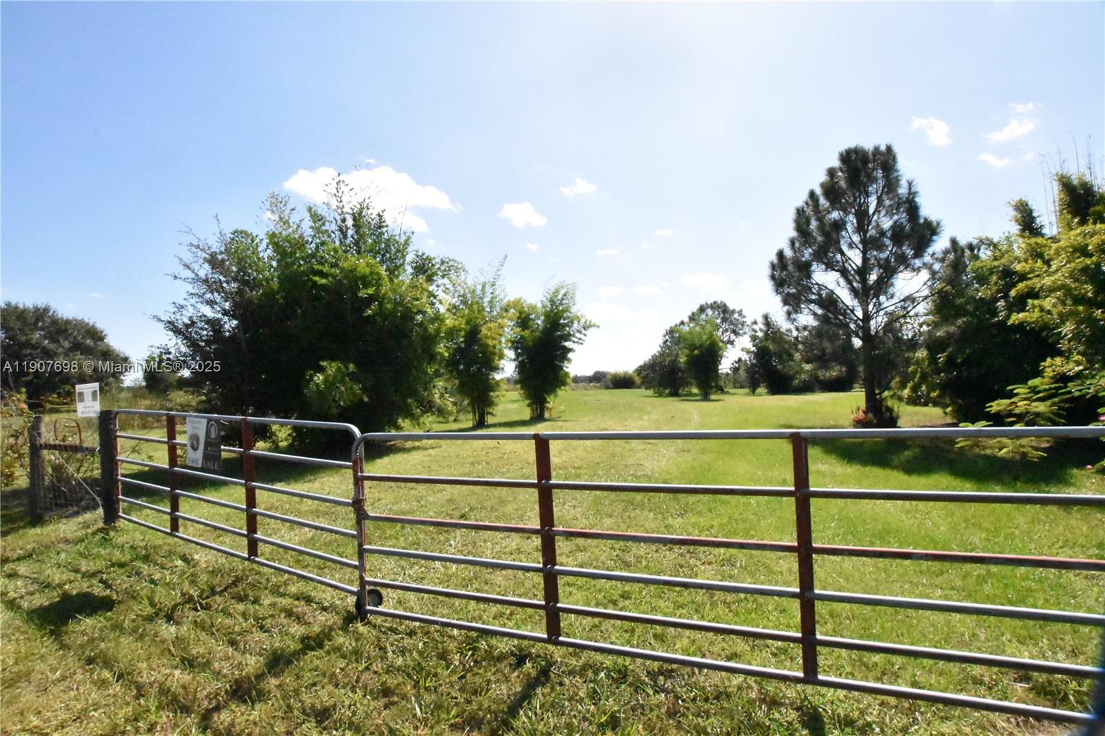 18036 Nw 272 Property Photo 11