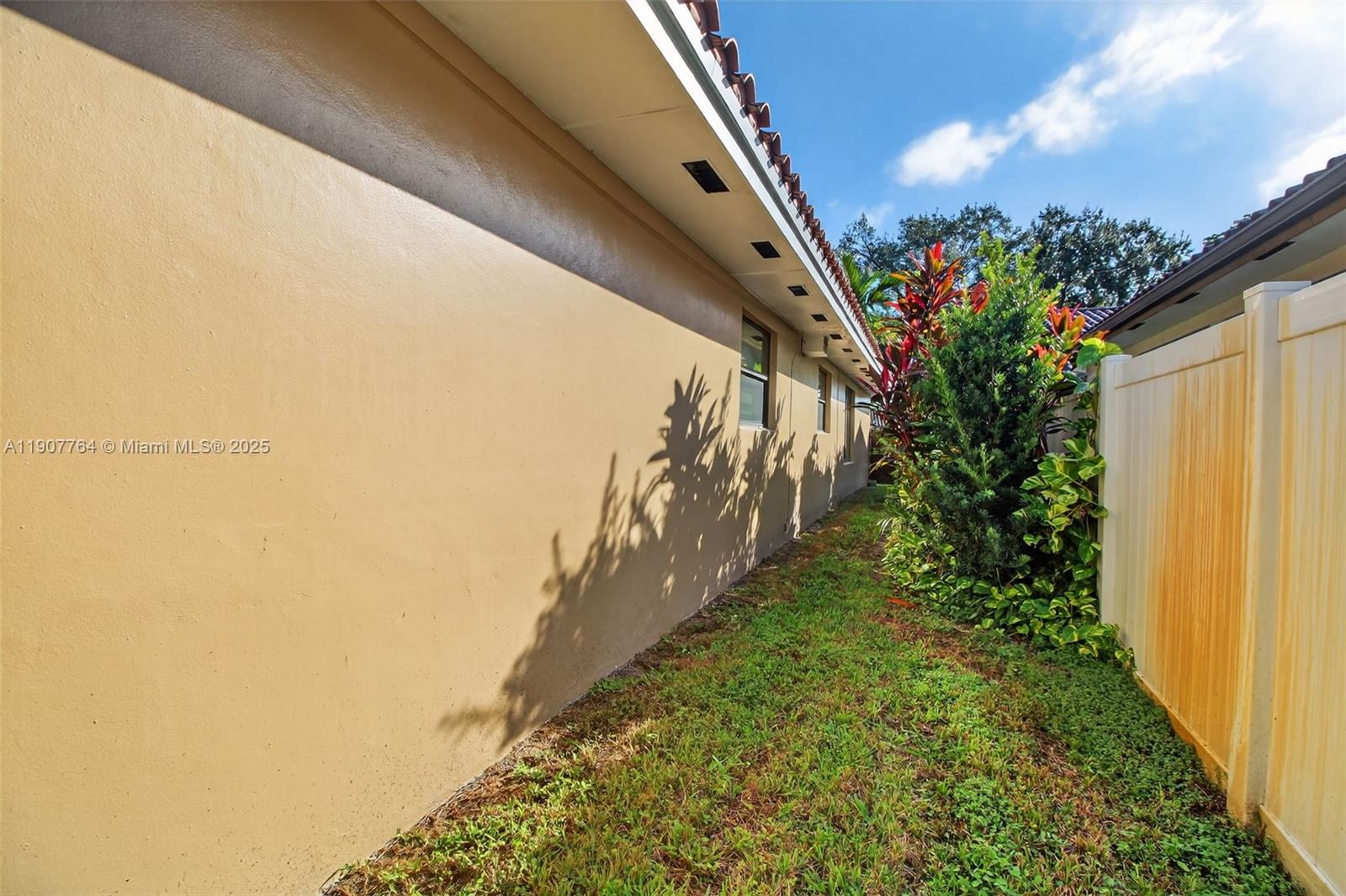 15010 Dunbarton Pl Property Photo 32