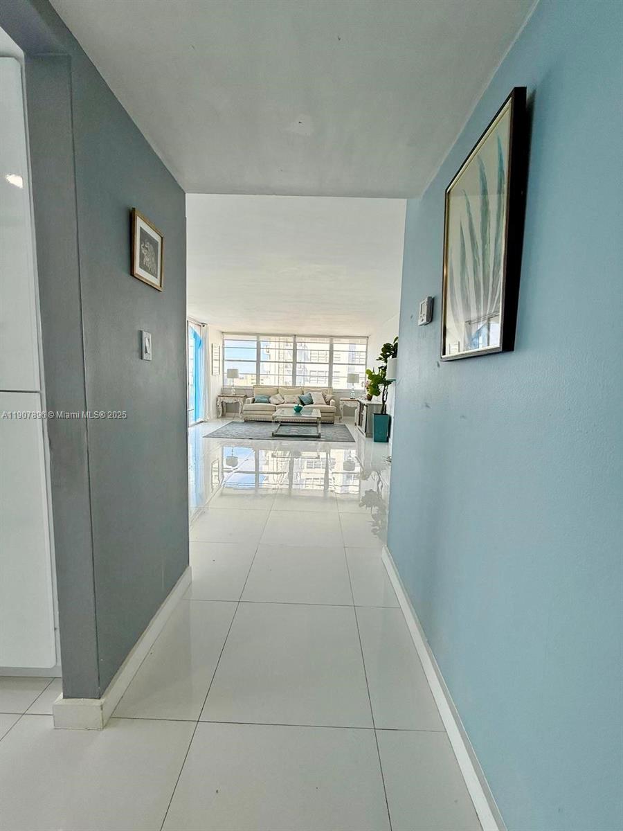 18051 Biscayne Blvd 1604 Property Photo 4