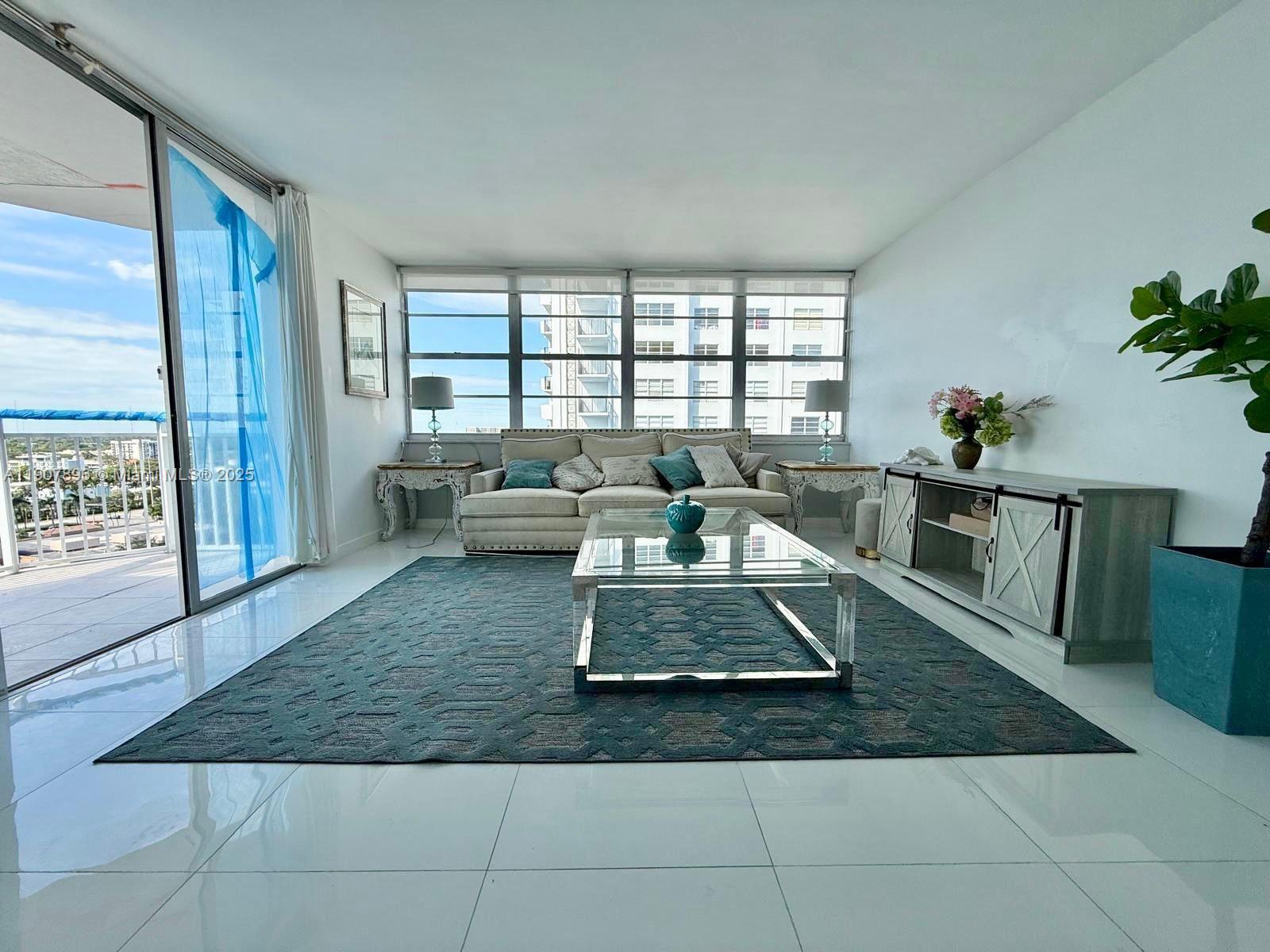 18051 Biscayne Blvd 1604 Property Photo 6