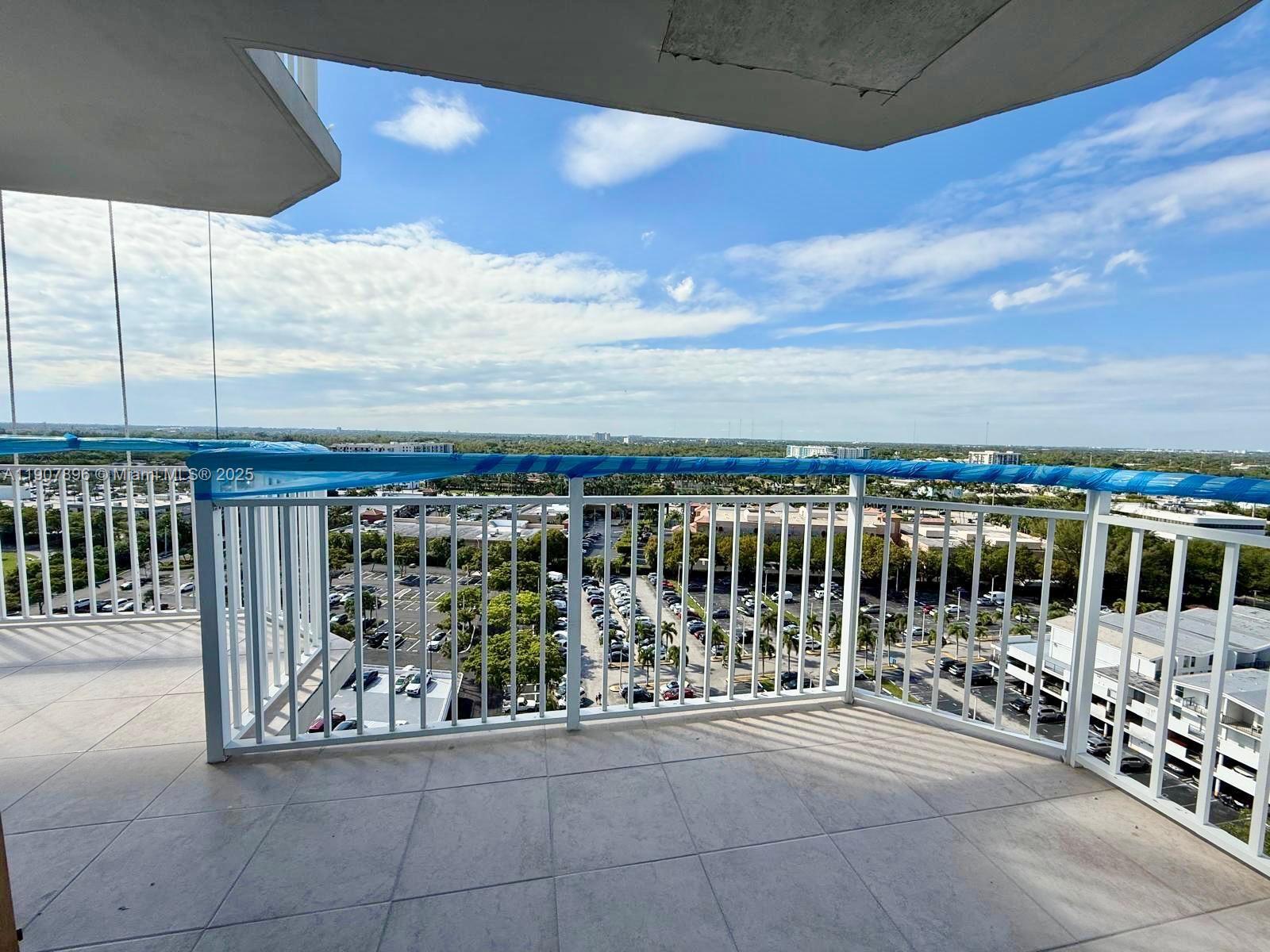 18051 Biscayne Blvd 1604 Property Photo 7