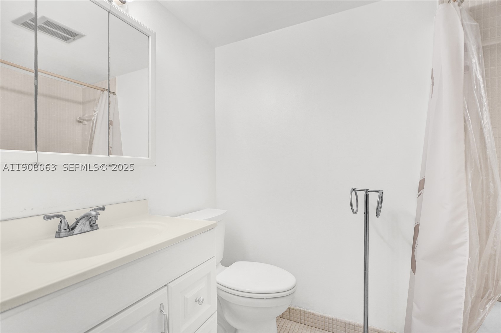 1425 Arthur St 301a Property Photo 20