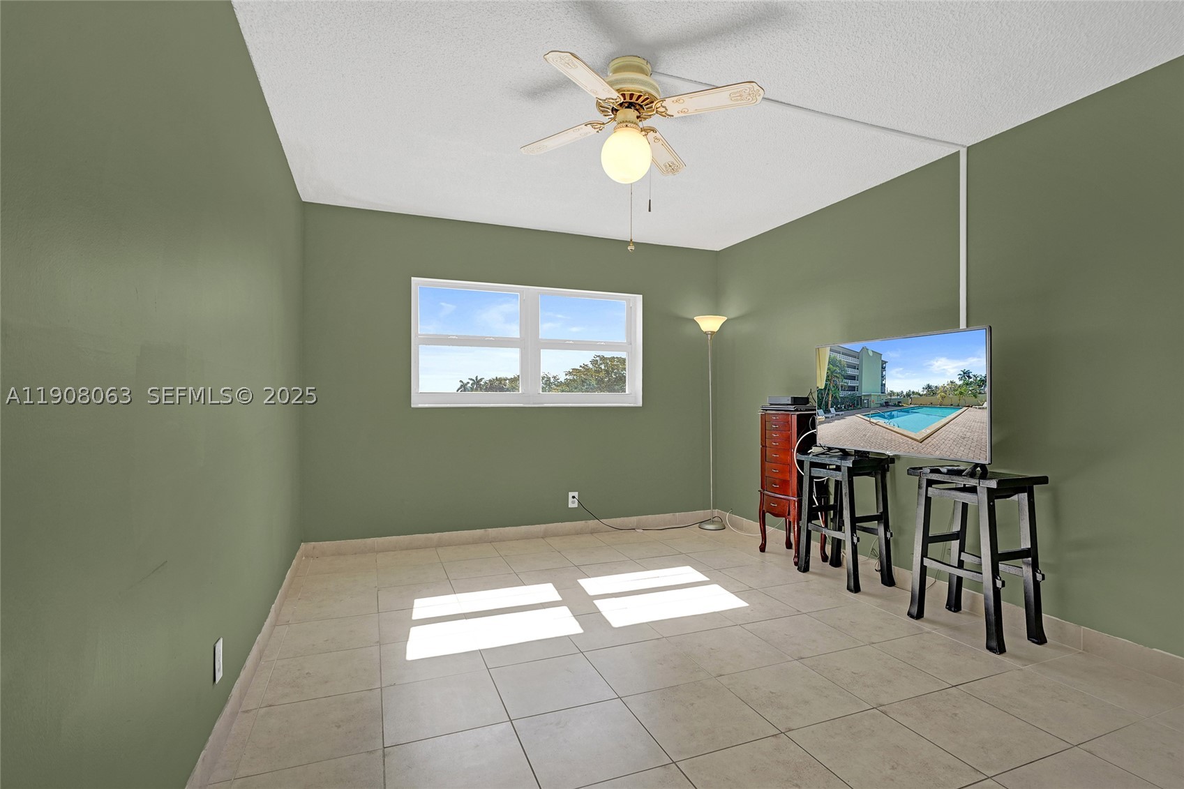 1425 Arthur St 301a Property Photo 32