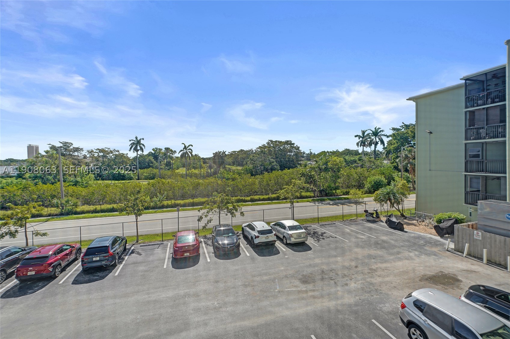 1425 Arthur St 301a Property Photo 37
