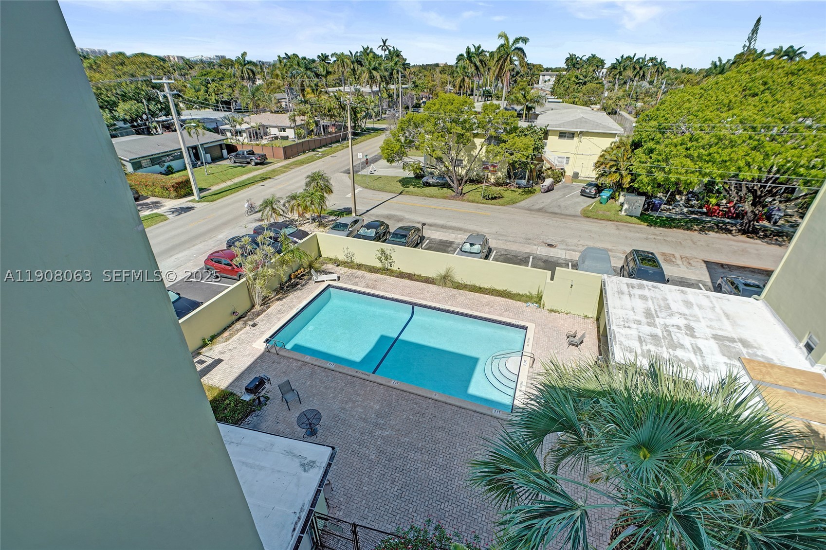 1425 Arthur St 301a Property Photo 45