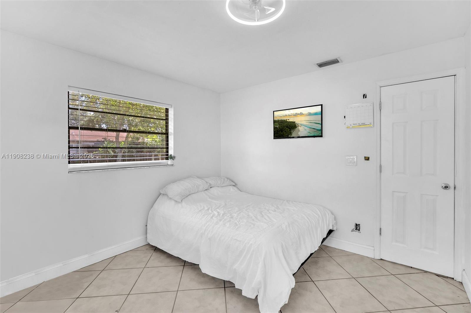 1821 Sw 98th Ter Property Photo 16