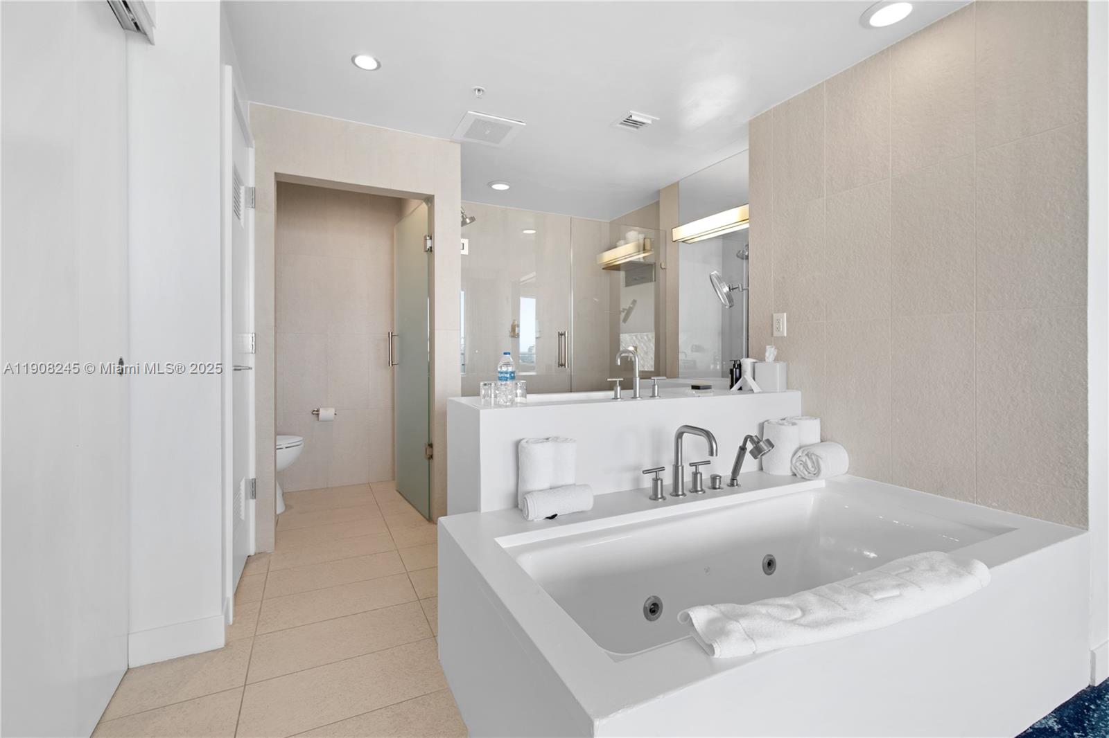 3101 Bayshore Dr 1102 Property Photo 15