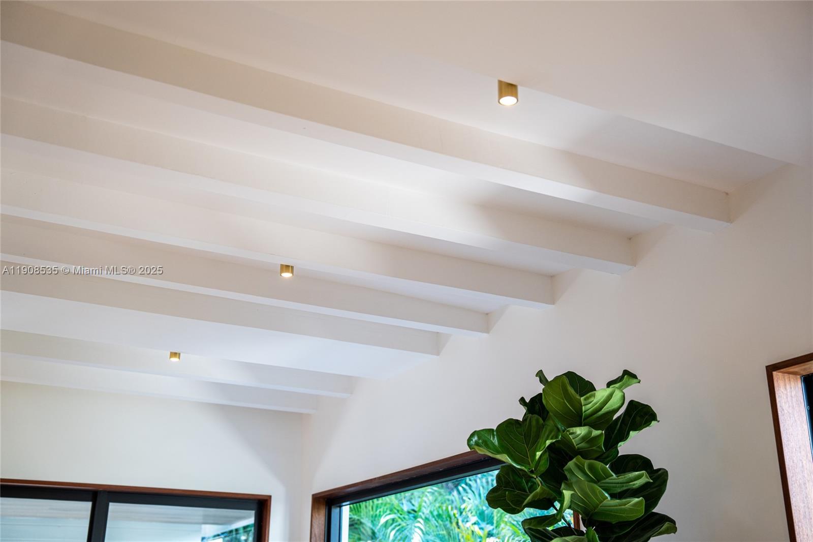 1244 Sw 14th St Property Photo 7