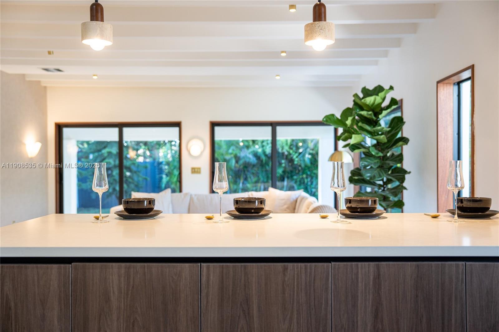 1244 Sw 14th St Property Photo 12