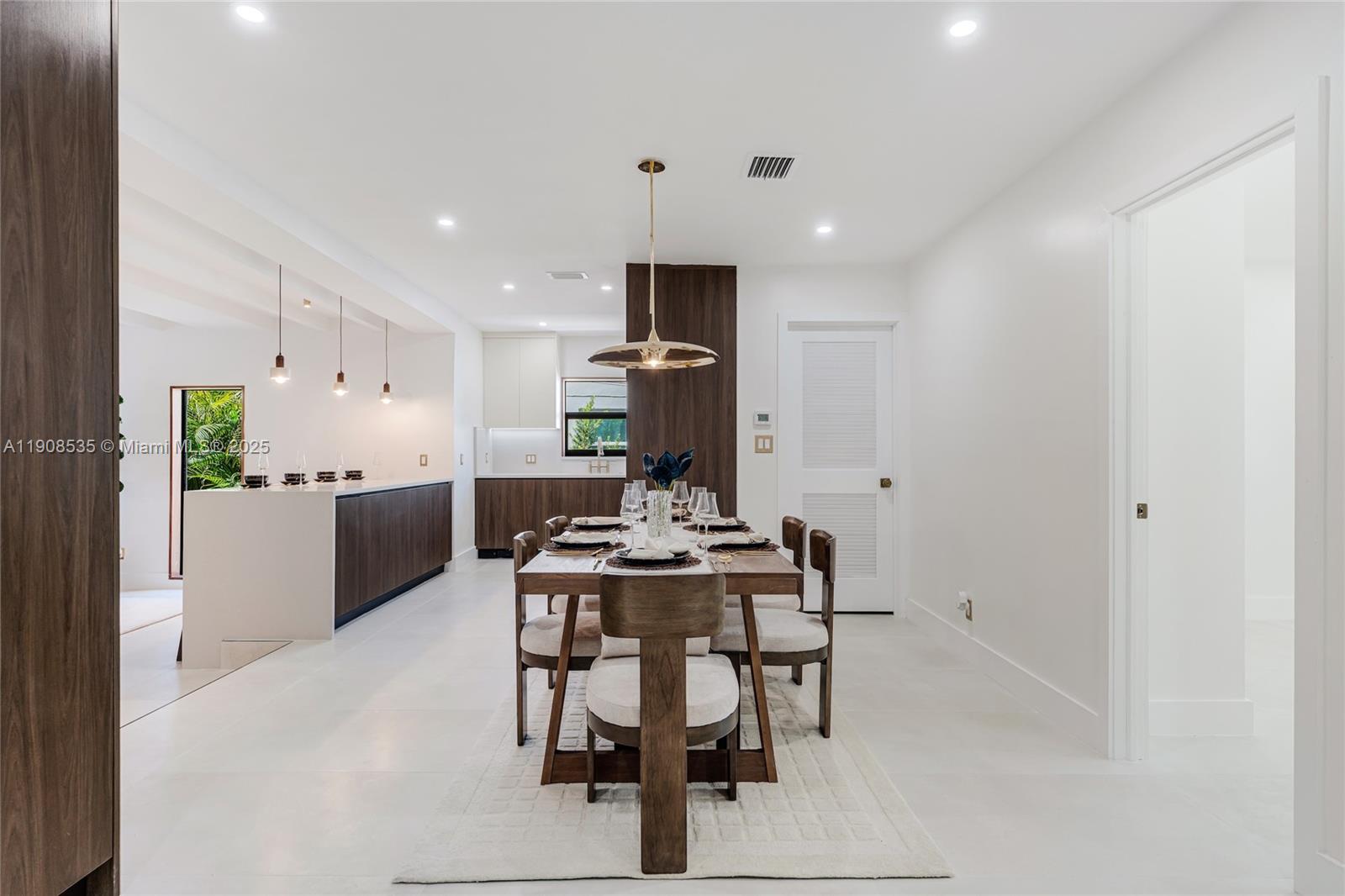 1244 Sw 14th St Property Photo 23