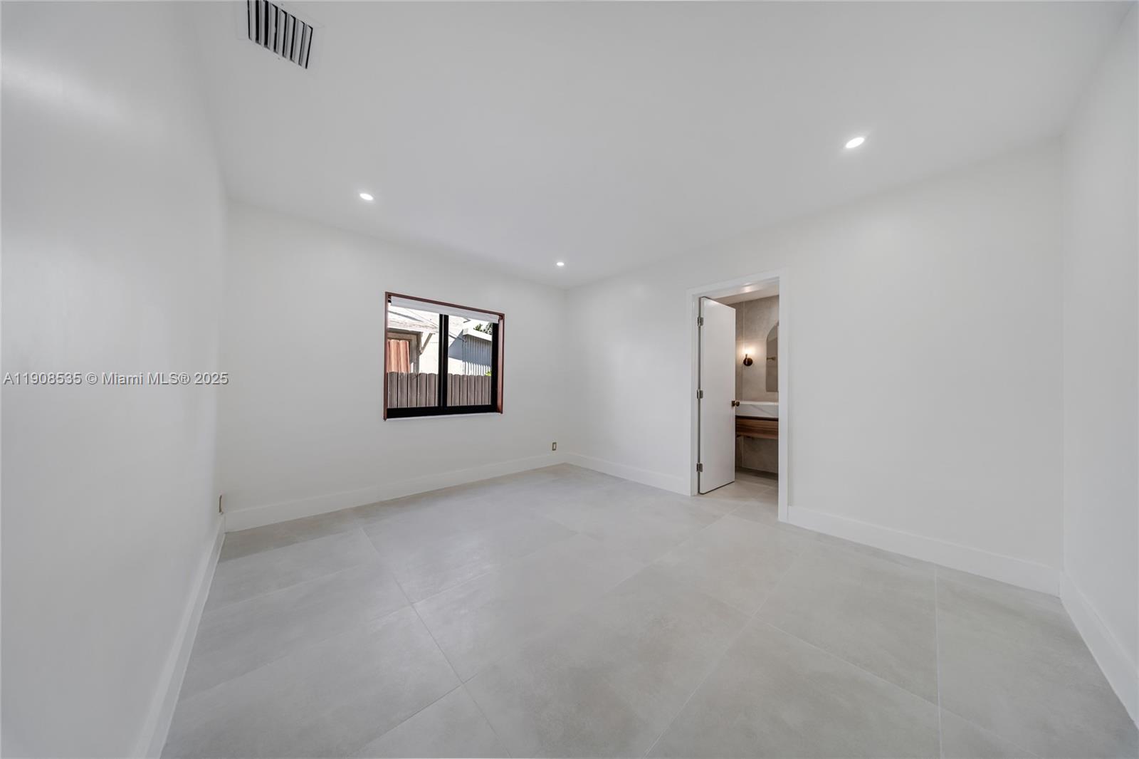 1244 Sw 14th St Property Photo 42