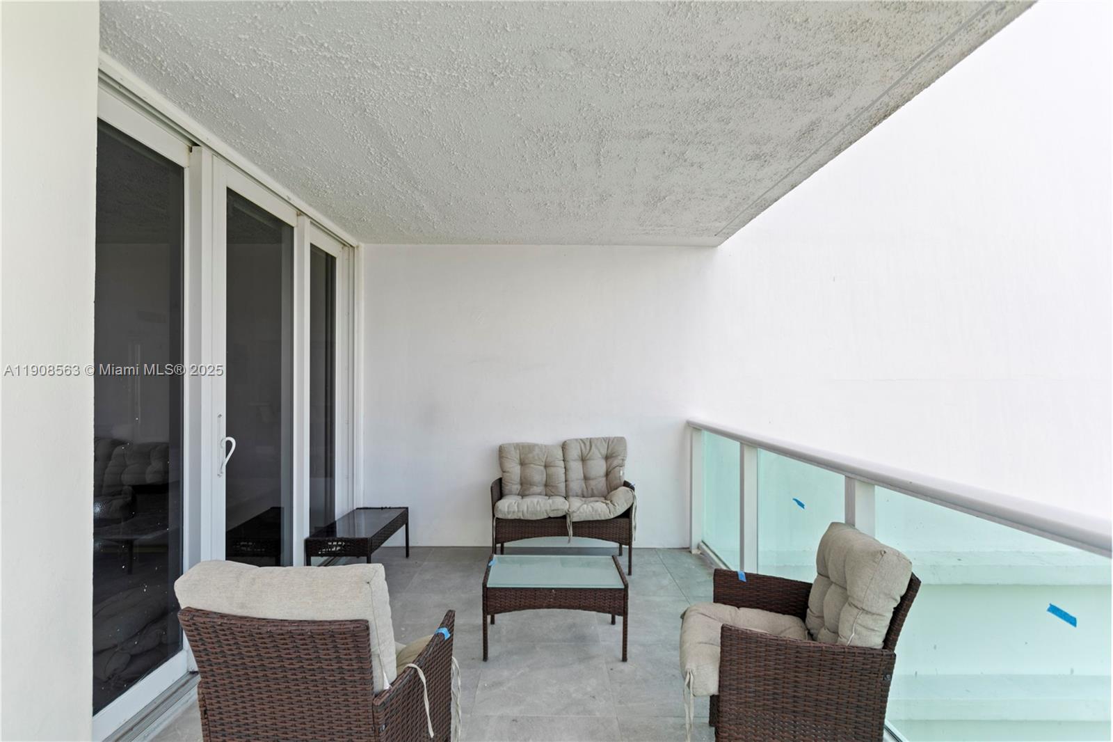 100 Bayview Dr 227 Property Photo 44