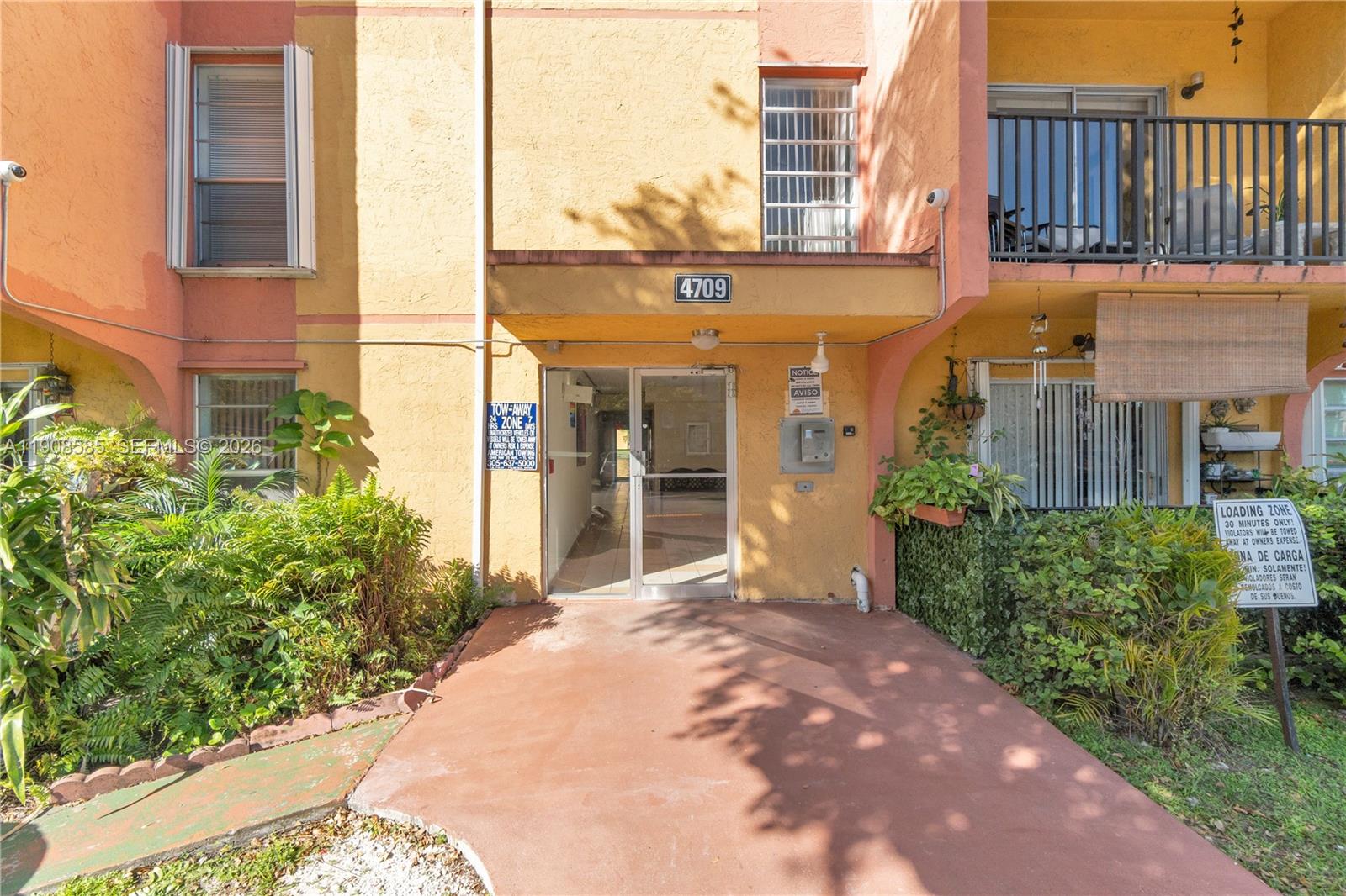 4709 Nw 7th St 204-9 Property Photo 40