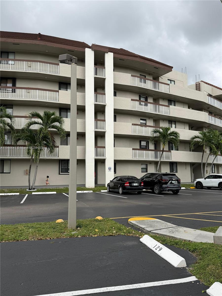 10288 Nw 9th St Cir 307 Property Photo 1