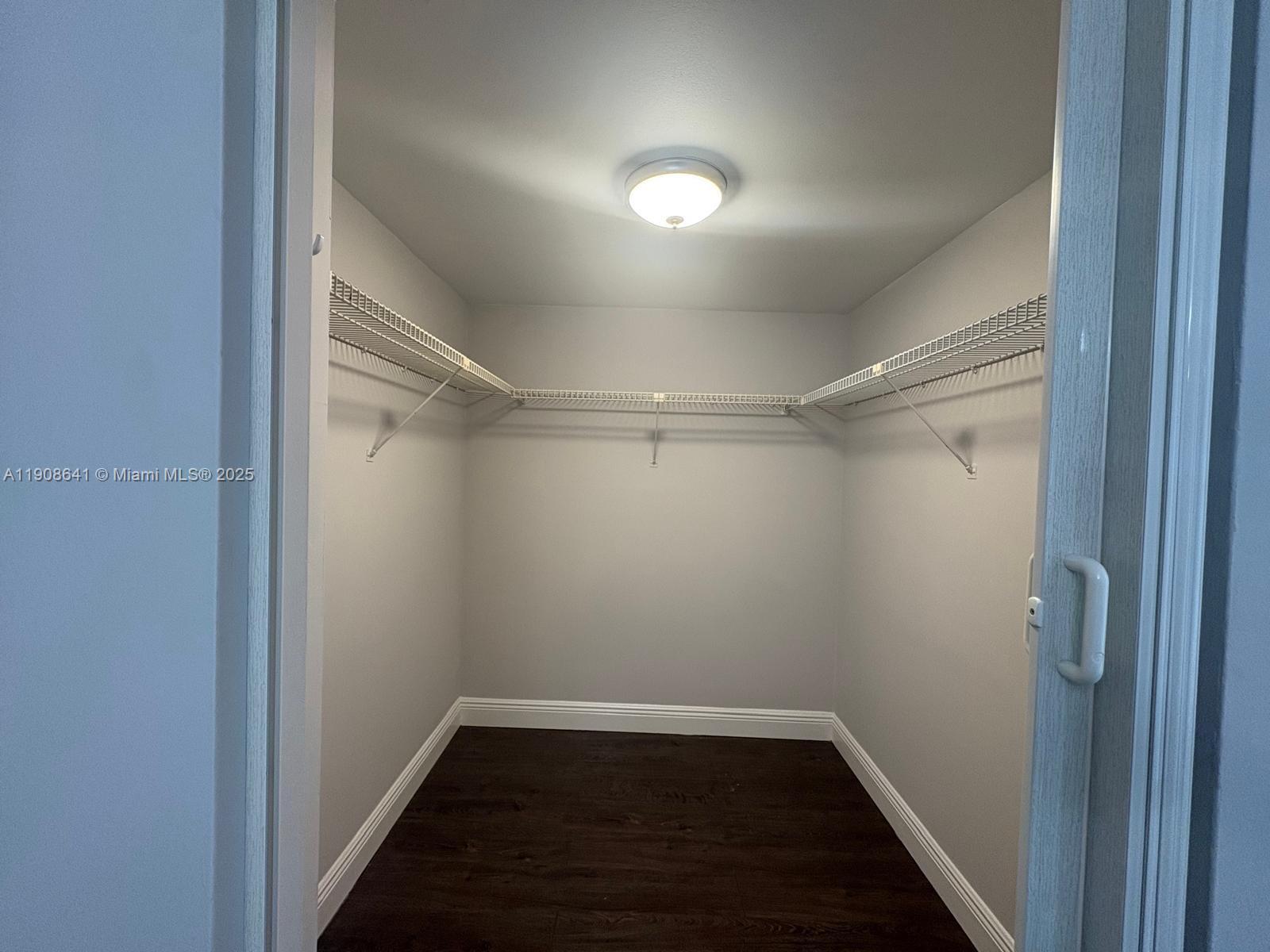 10288 Nw 9th St Cir 307 Property Photo 8