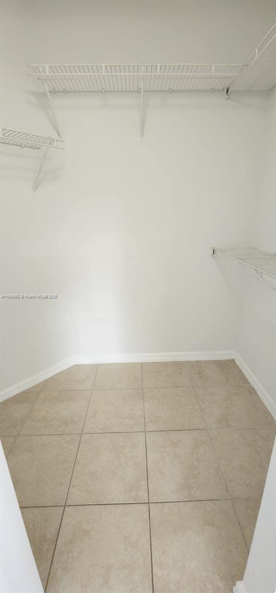 A11908862 Property Photo 9