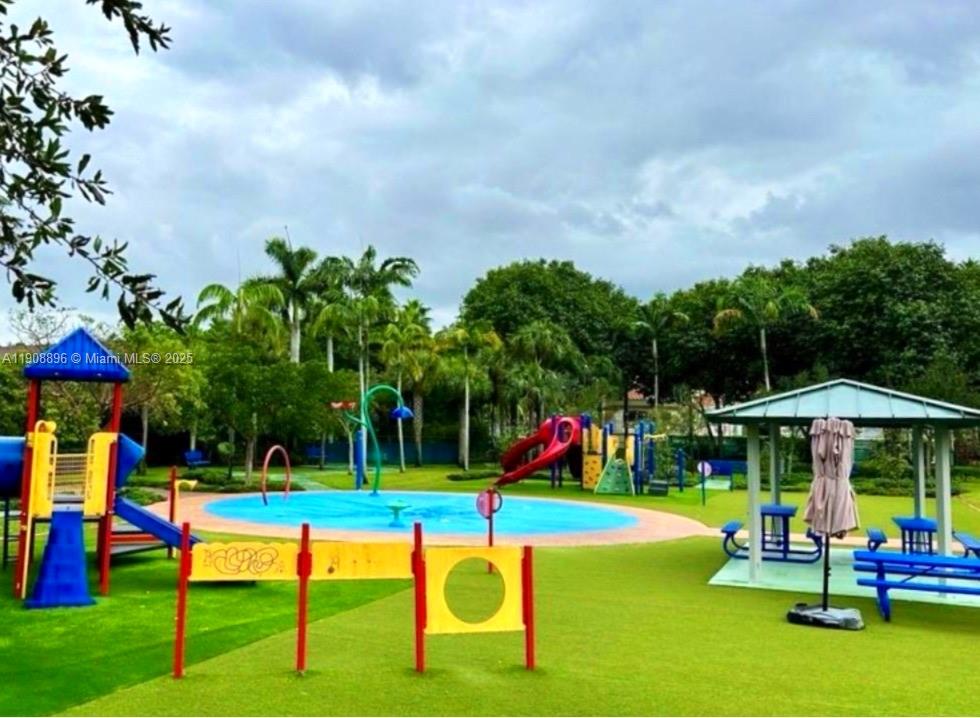 10253 Nw 52nd Ln Property Photo 7