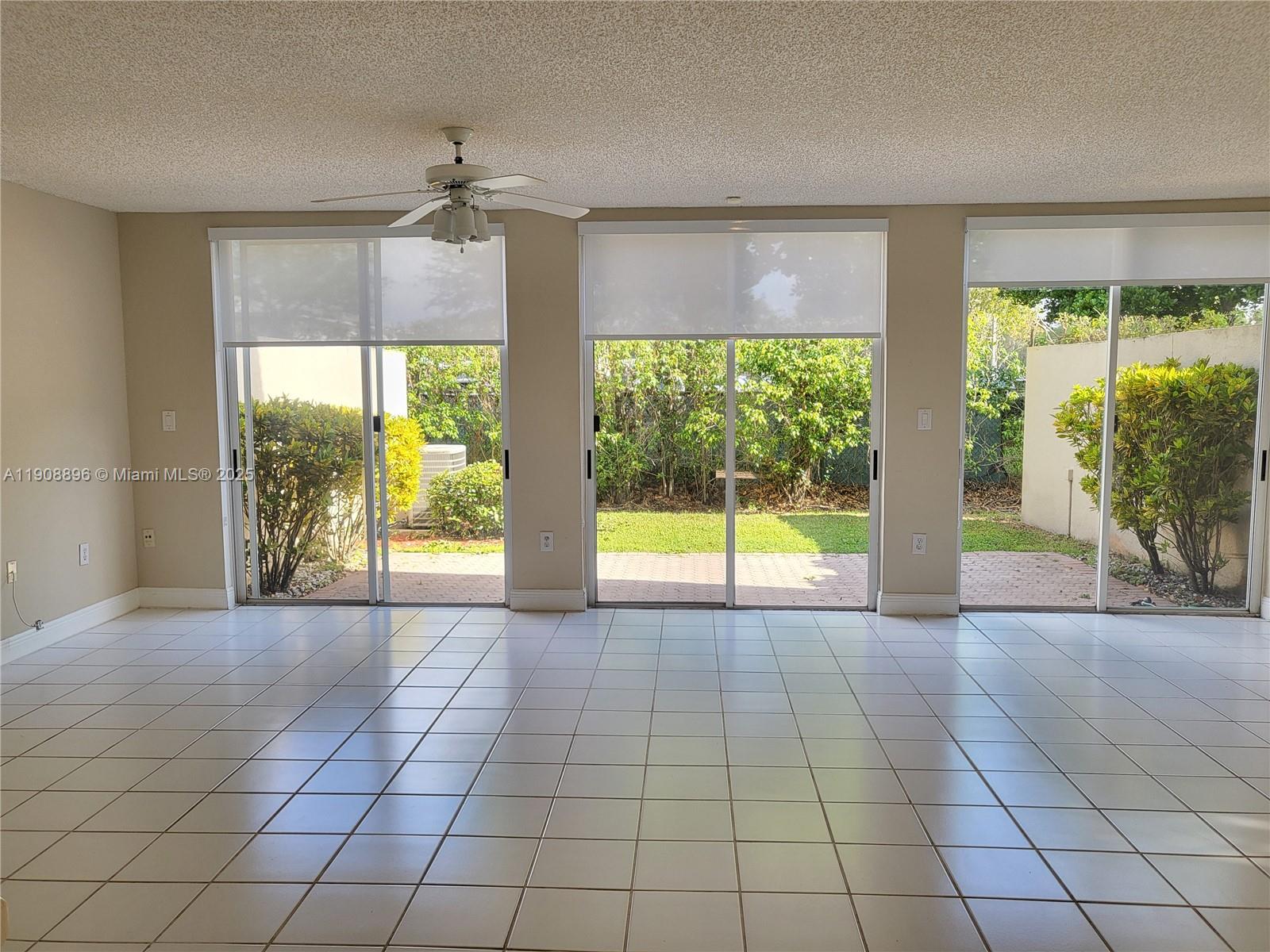 10253 Nw 52nd Ln Property Photo 11