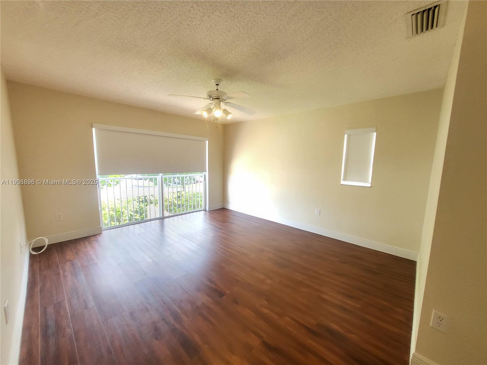 10253 Nw 52nd Ln Property Photo 19