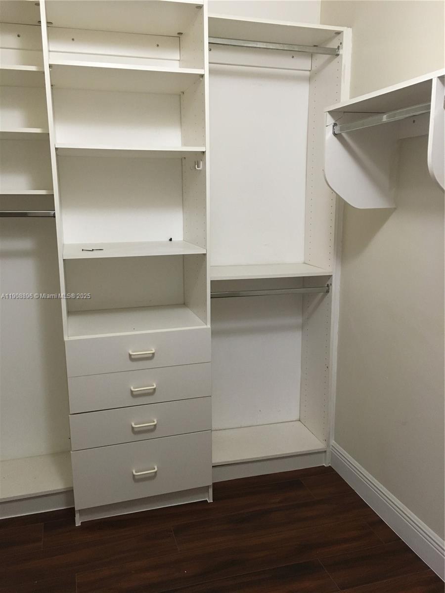 10253 Nw 52nd Ln Property Photo 22